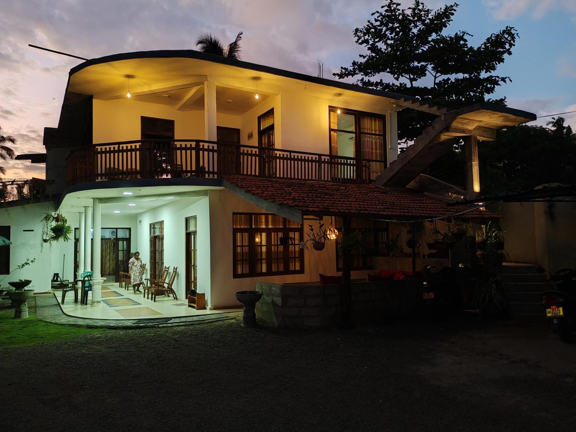 Aurora Echo Villa Matara Luaran gambar