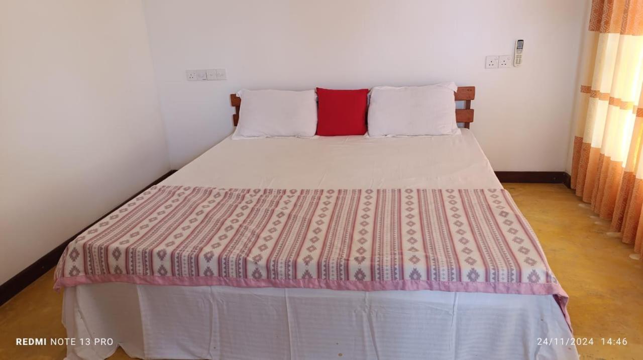 Aurora Echo Villa Matara Luaran gambar