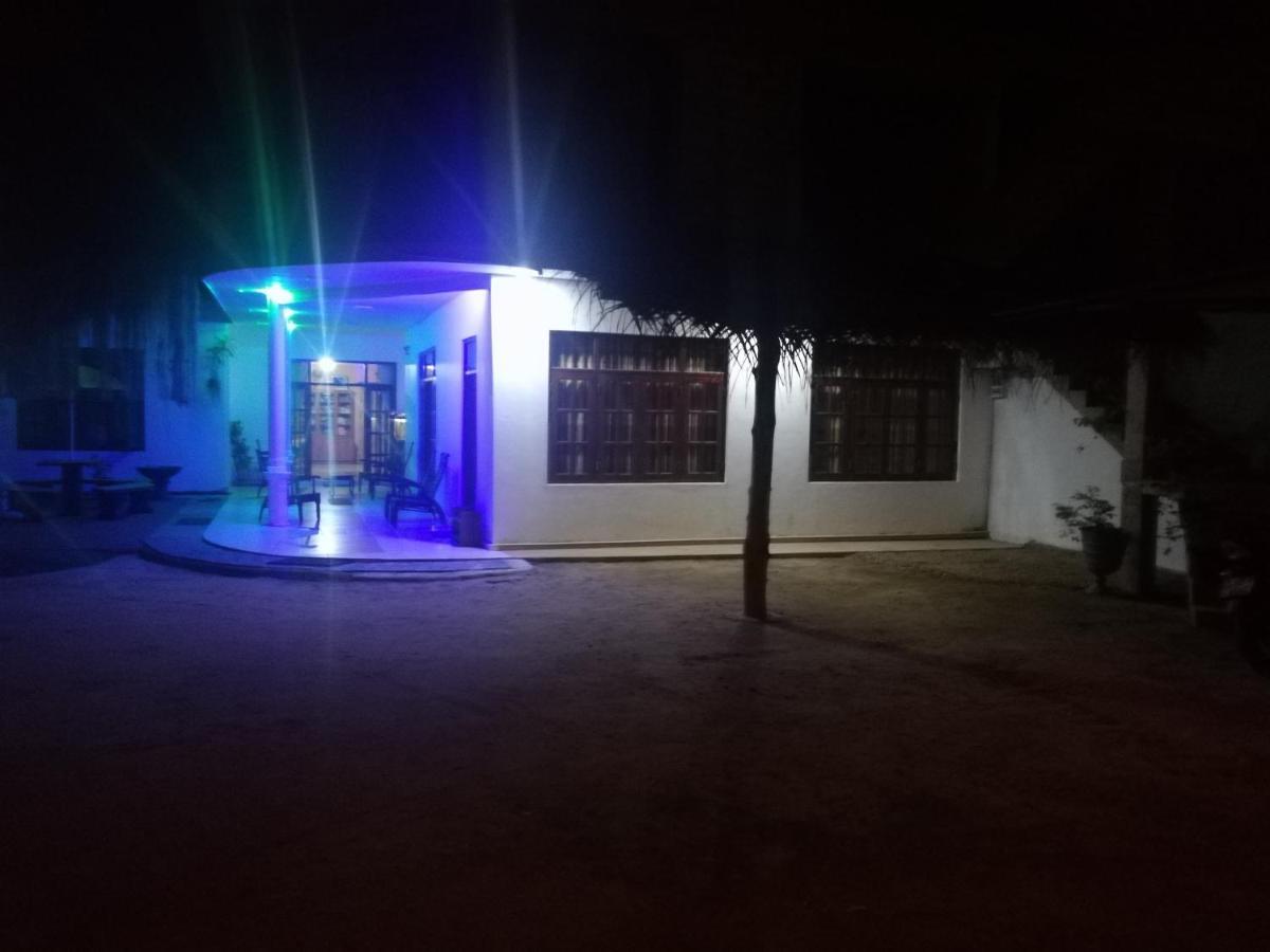 Aurora Echo Villa Matara Luaran gambar
